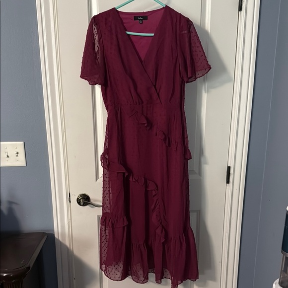 Lulus Dresses & Skirts - Maroon Midi Dress